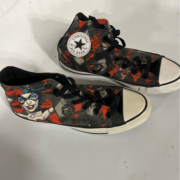 Converse Shoes - Harley Quinn DC comics Converse